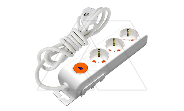 Ri-tech - Удлинитель 3x2P+E, нем. ст., со шторками, выключатель, кабель 3x1,5мм², 2м, белый